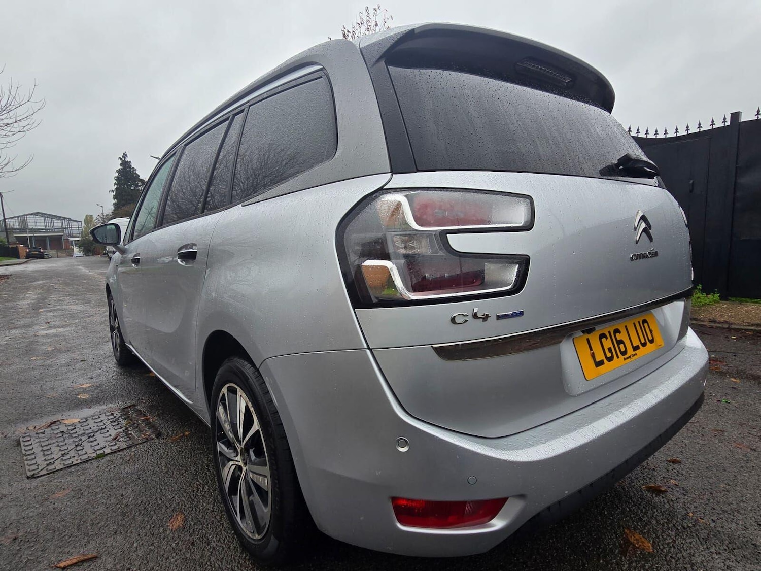 Used Citroen C4 Grand Picasso 2016 for sale - 76562342: Photo 4