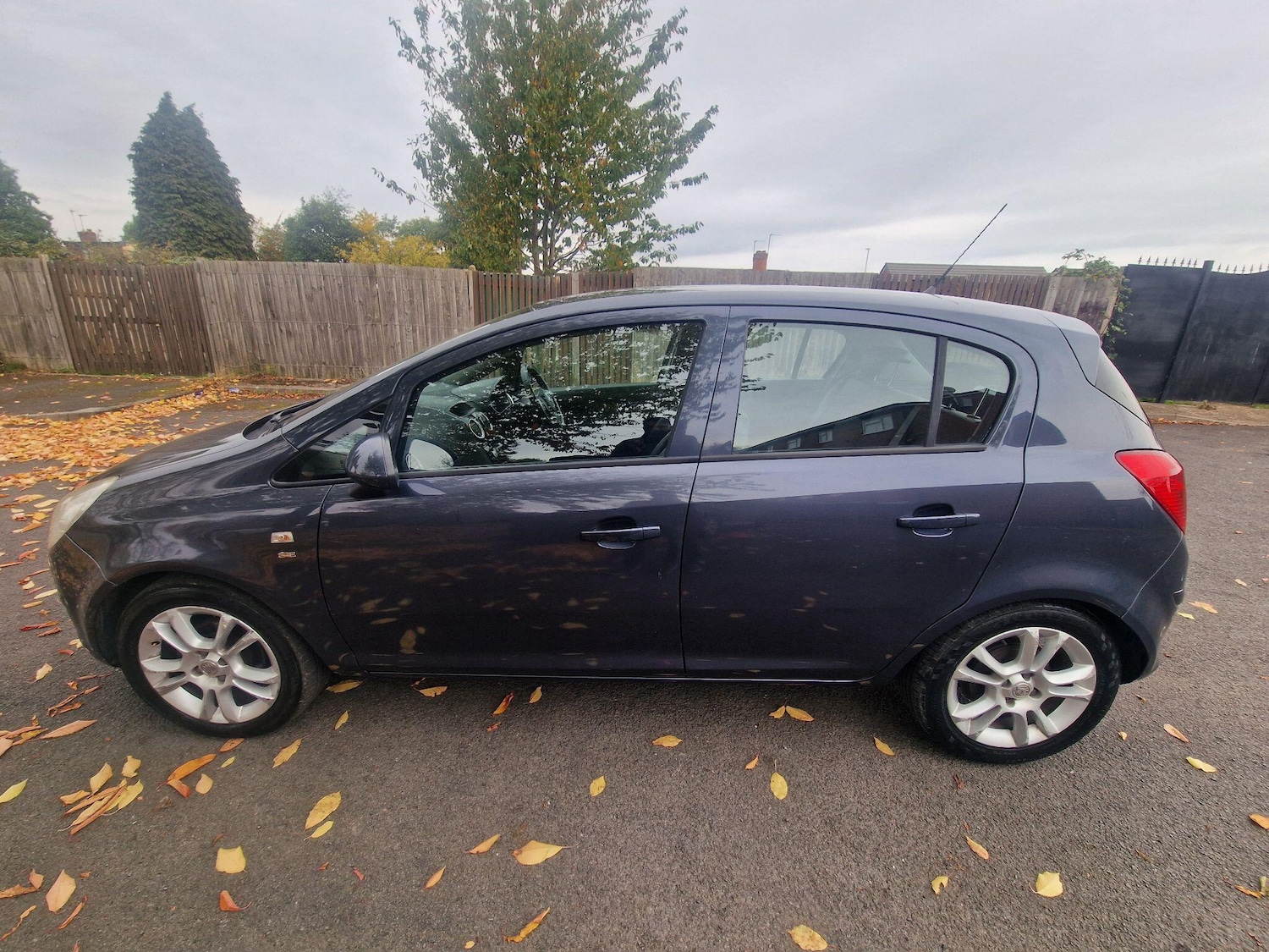 Used Vauxhall Corsa 2010 for sale - 76318223: Photo 15