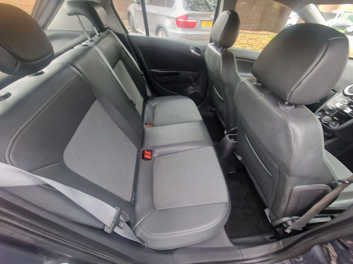 Used Vauxhall Corsa 2010 for sale - 76318223: Photo 35