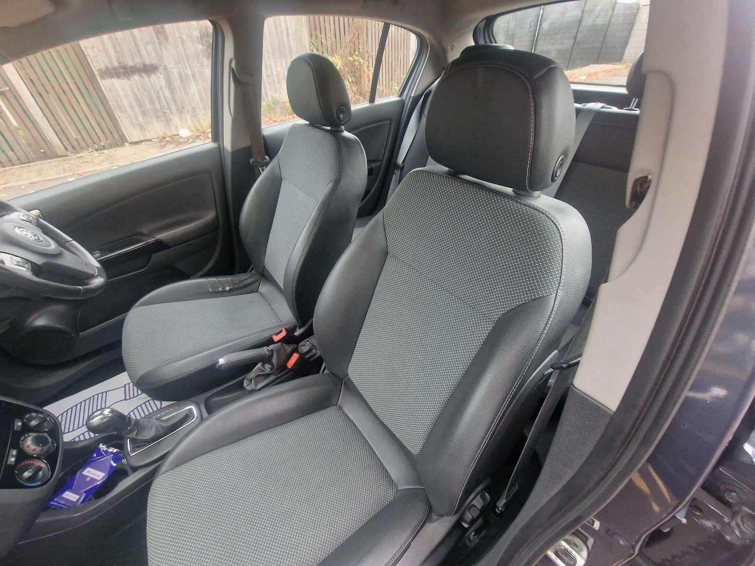 Used Vauxhall Corsa 2010 for sale - 76318223: Photo 47