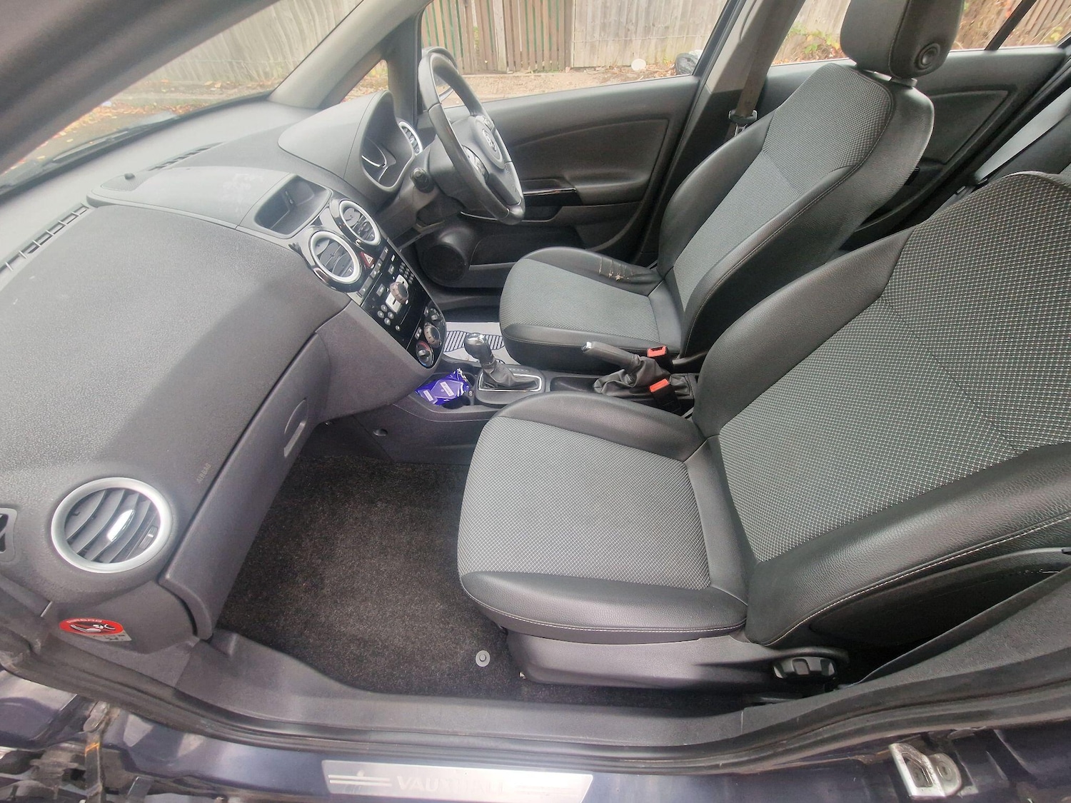 Used Vauxhall Corsa 2010 for sale - 76318223: Photo 48