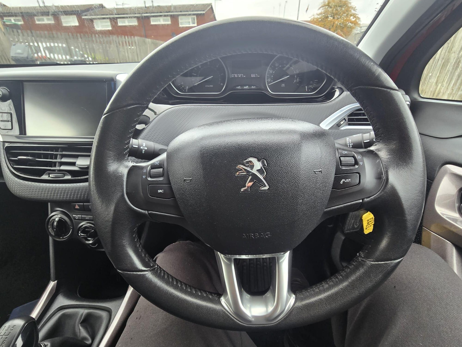 Used Peugeot 2008 2016 for sale - 76473275: Photo 14