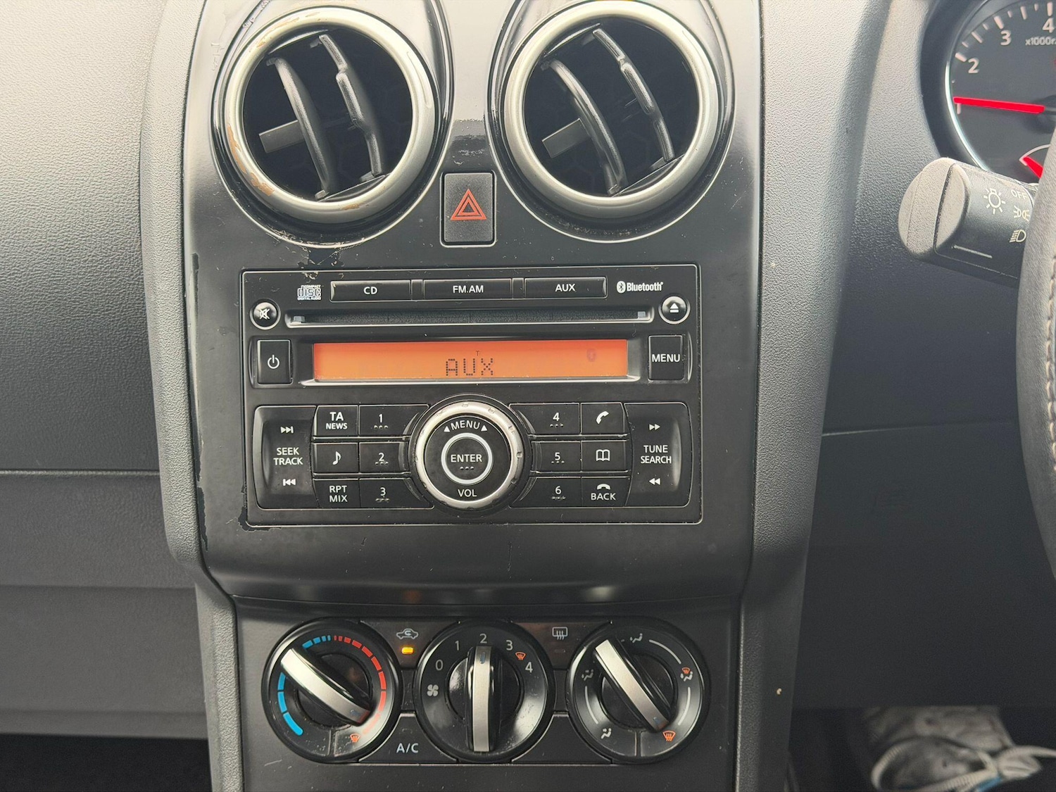 Used Nissan Qashqai 2010 for sale - 76727260: Photo 28