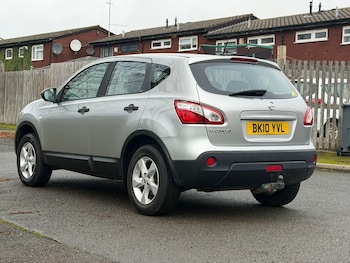 Used Nissan Qashqai 2010 for sale - 76727260: Photo