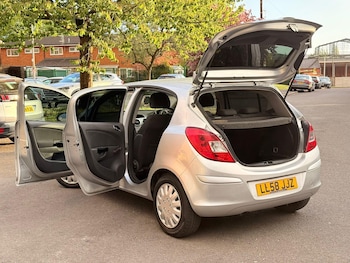 Used Vauxhall Corsa 2009 for sale - 78404538: Photo