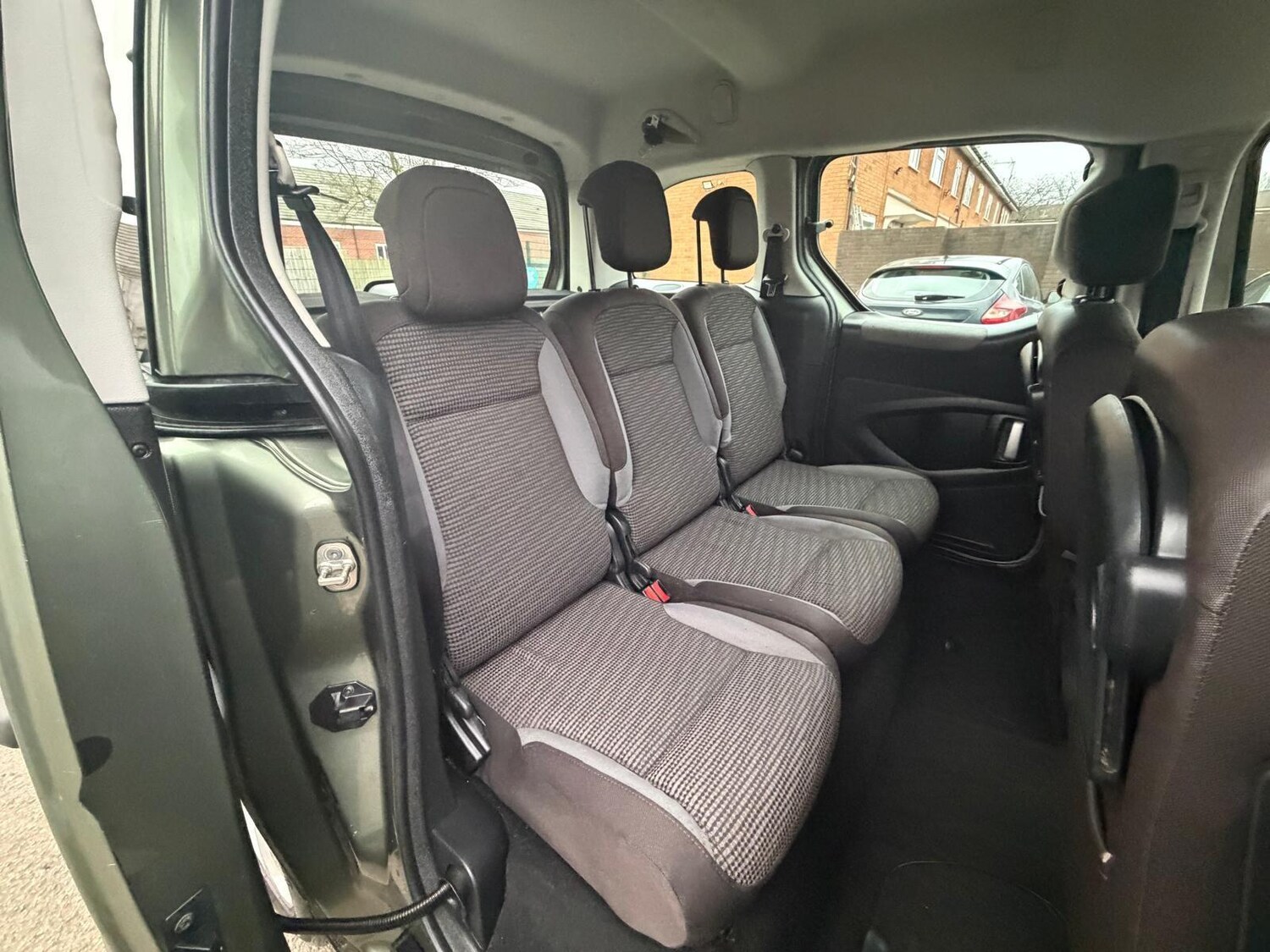 Used Peugeot Partner Tepee 2012 for sale - 77645863: Photo 22