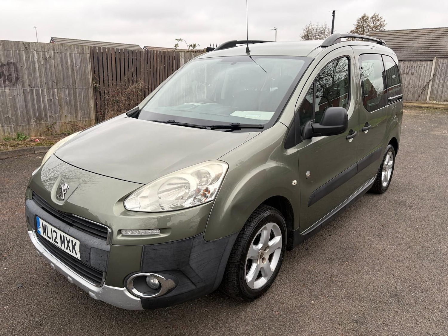 Used Peugeot Partner Tepee 2012 for sale - 77645863: Photo 3