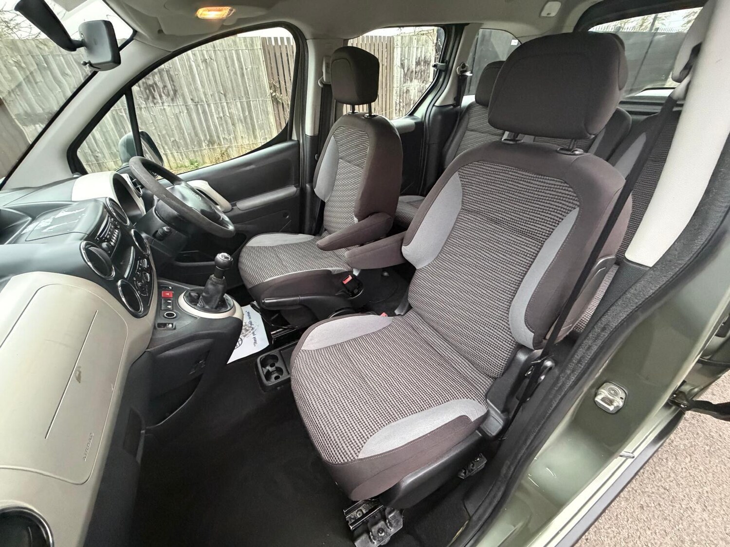 Used Peugeot Partner Tepee 2012 for sale - 77645863: Photo 33