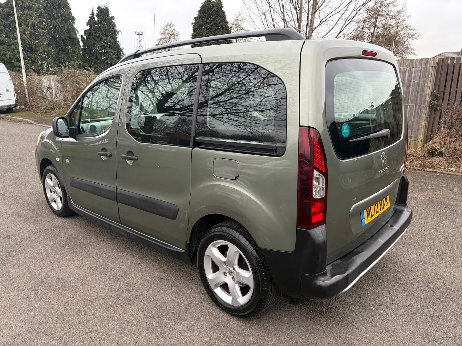 Used Peugeot Partner Tepee 2012 for sale - 77645863: Photo 5