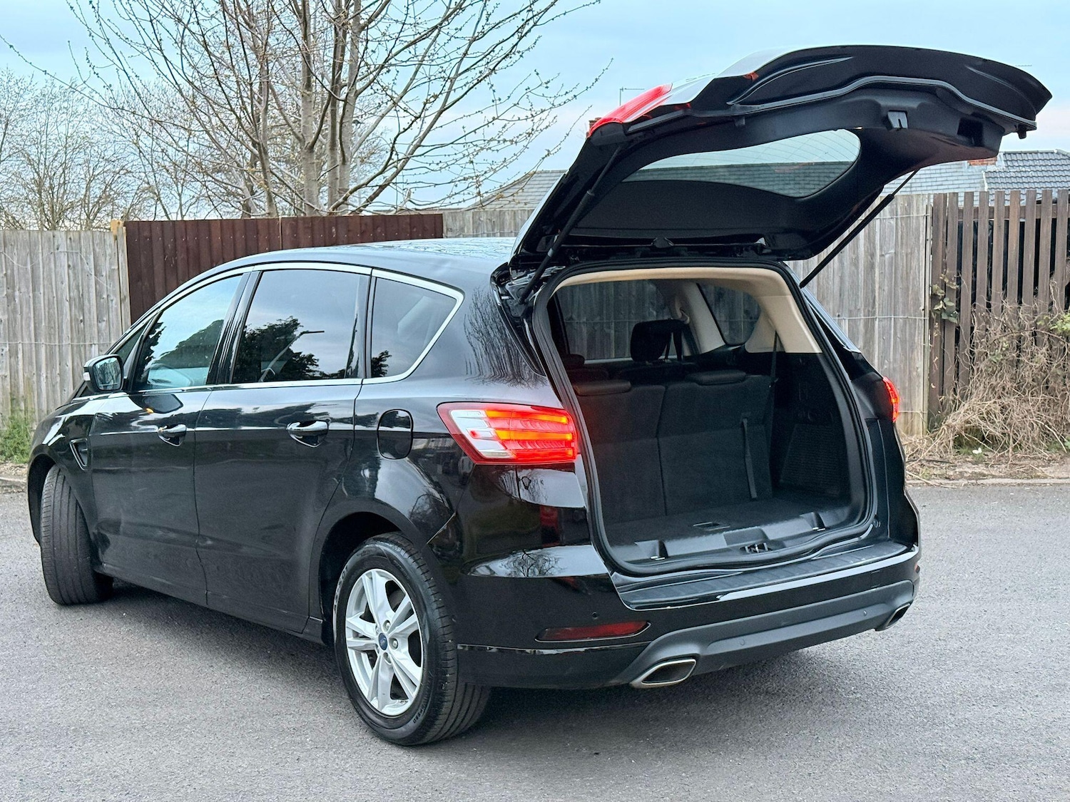 Used Ford S-Max 2017 for sale - 78115016: Photo 10