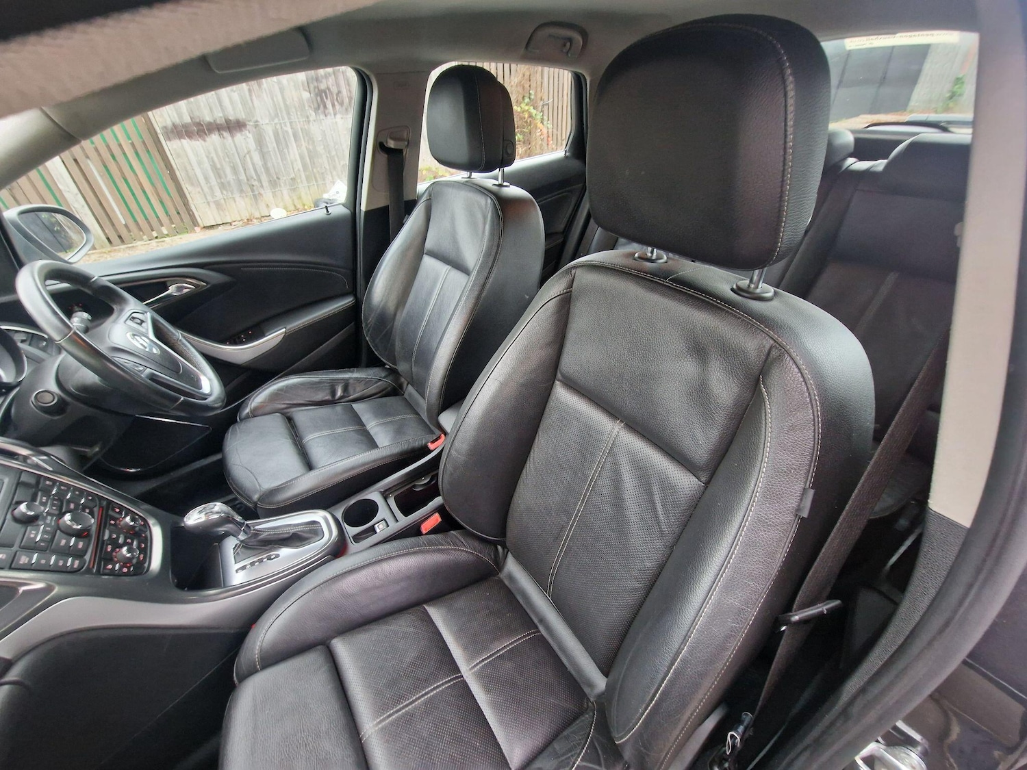 Used Vauxhall Astra 2012 for sale - 76307076: Photo 11