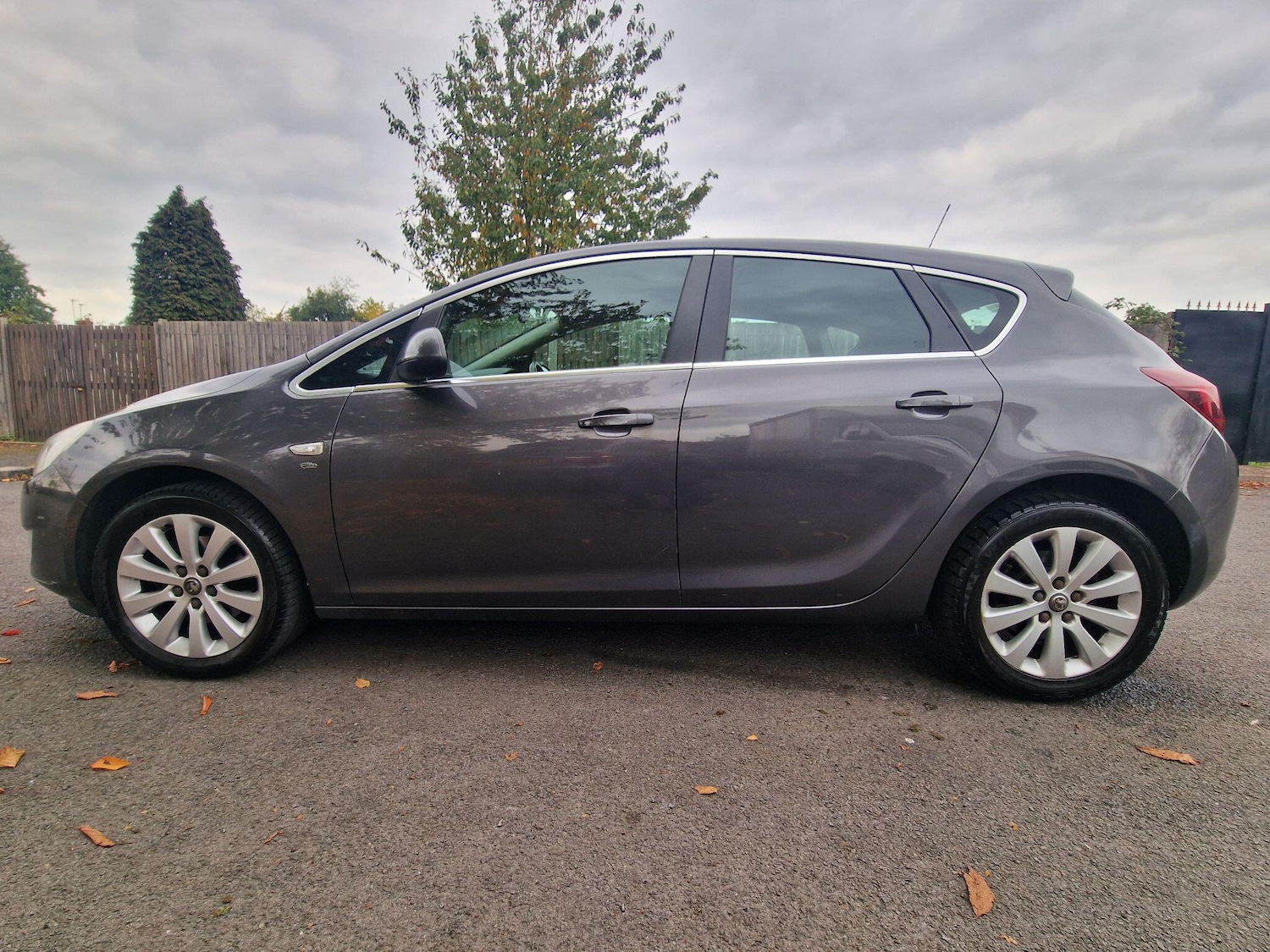 Used Vauxhall Astra 2012 for sale - 76307076: Photo 22