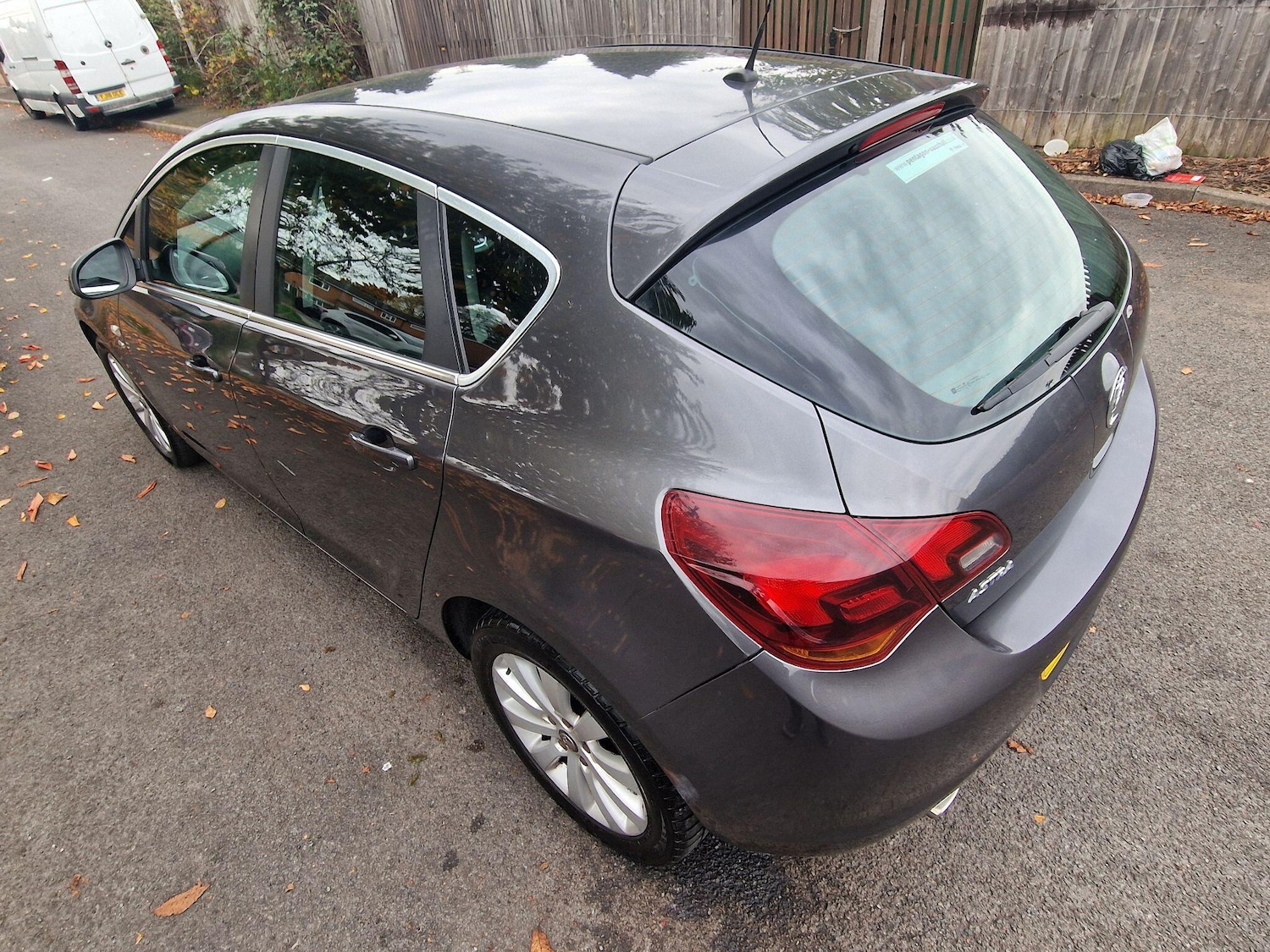 Used Vauxhall Astra 2012 for sale - 76307076: Photo 23