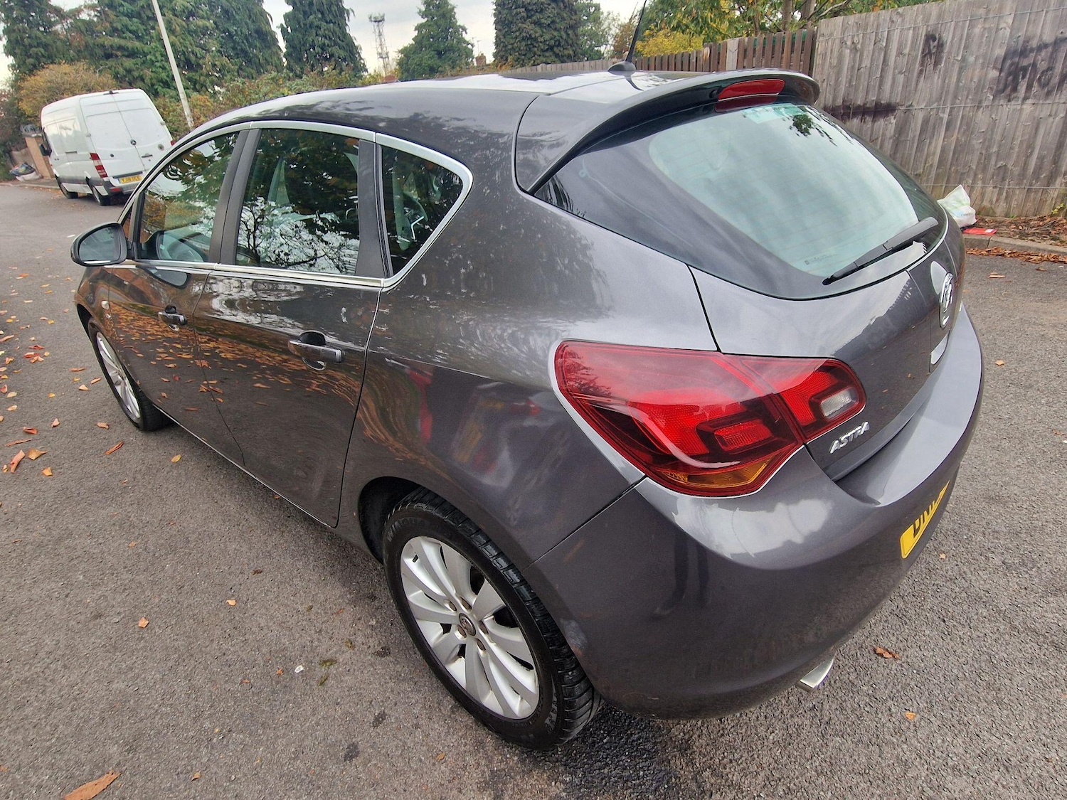 Used Vauxhall Astra 2012 for sale - 76307076: Photo 24