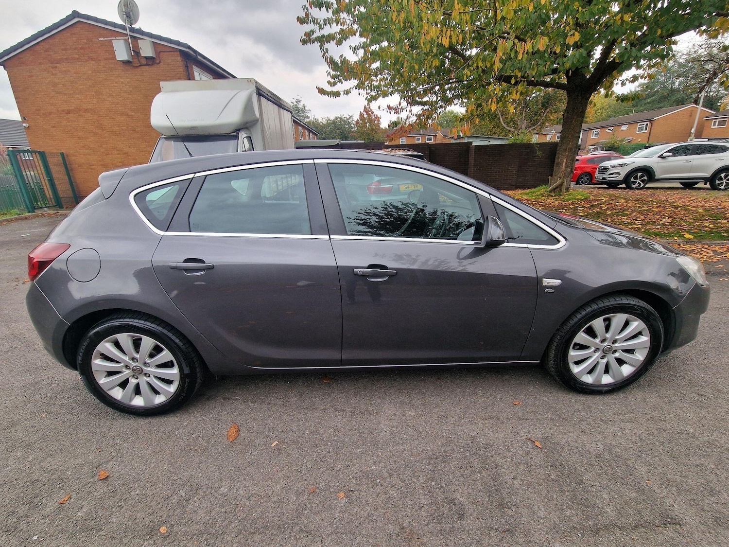 Used Vauxhall Astra 2012 for sale - 76307076: Photo 40