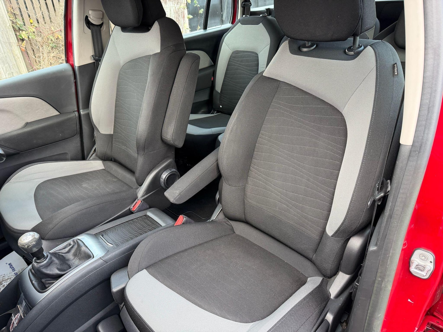 Used Citroen C4 Grand Picasso 2014 for sale - 76742930: Photo 30