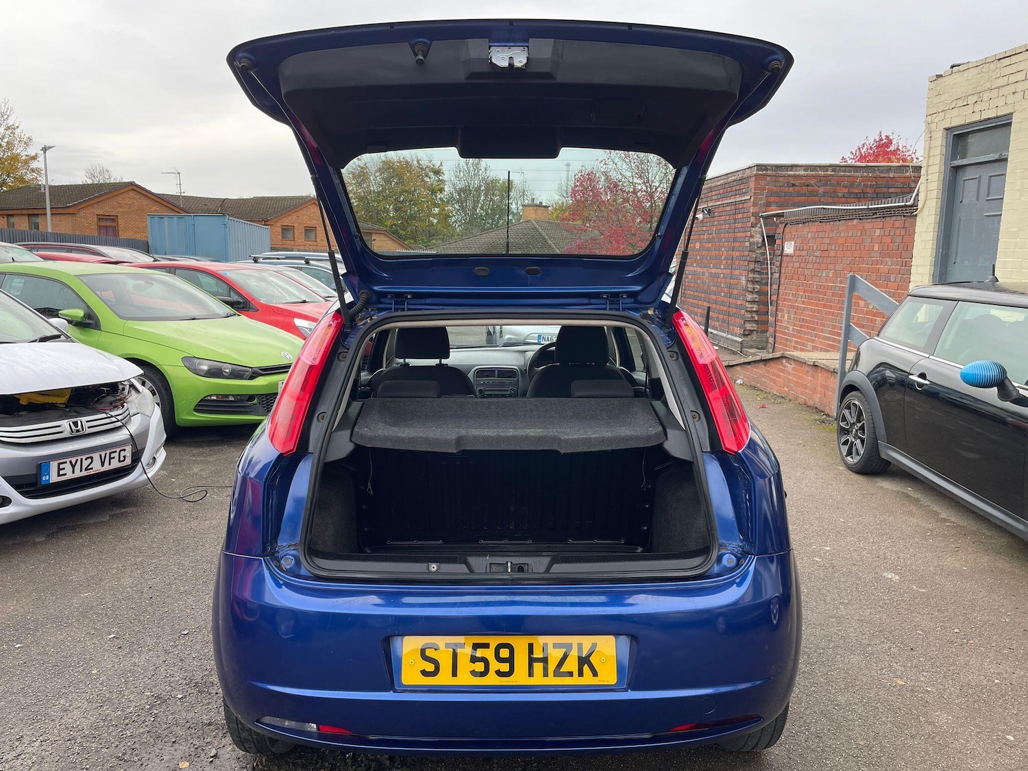 Used Fiat Grande Punto 2009 for sale - 76423809: Photo 29