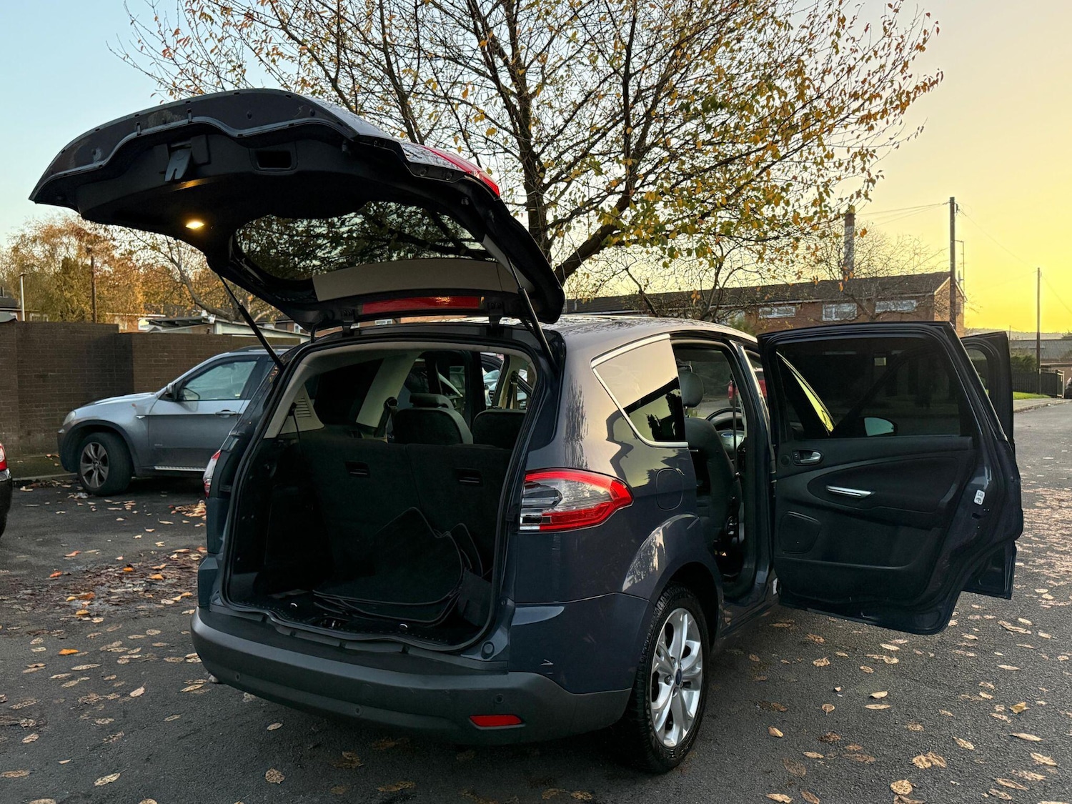 Used Ford S-Max 2011 for sale - 76446602: Photo 20