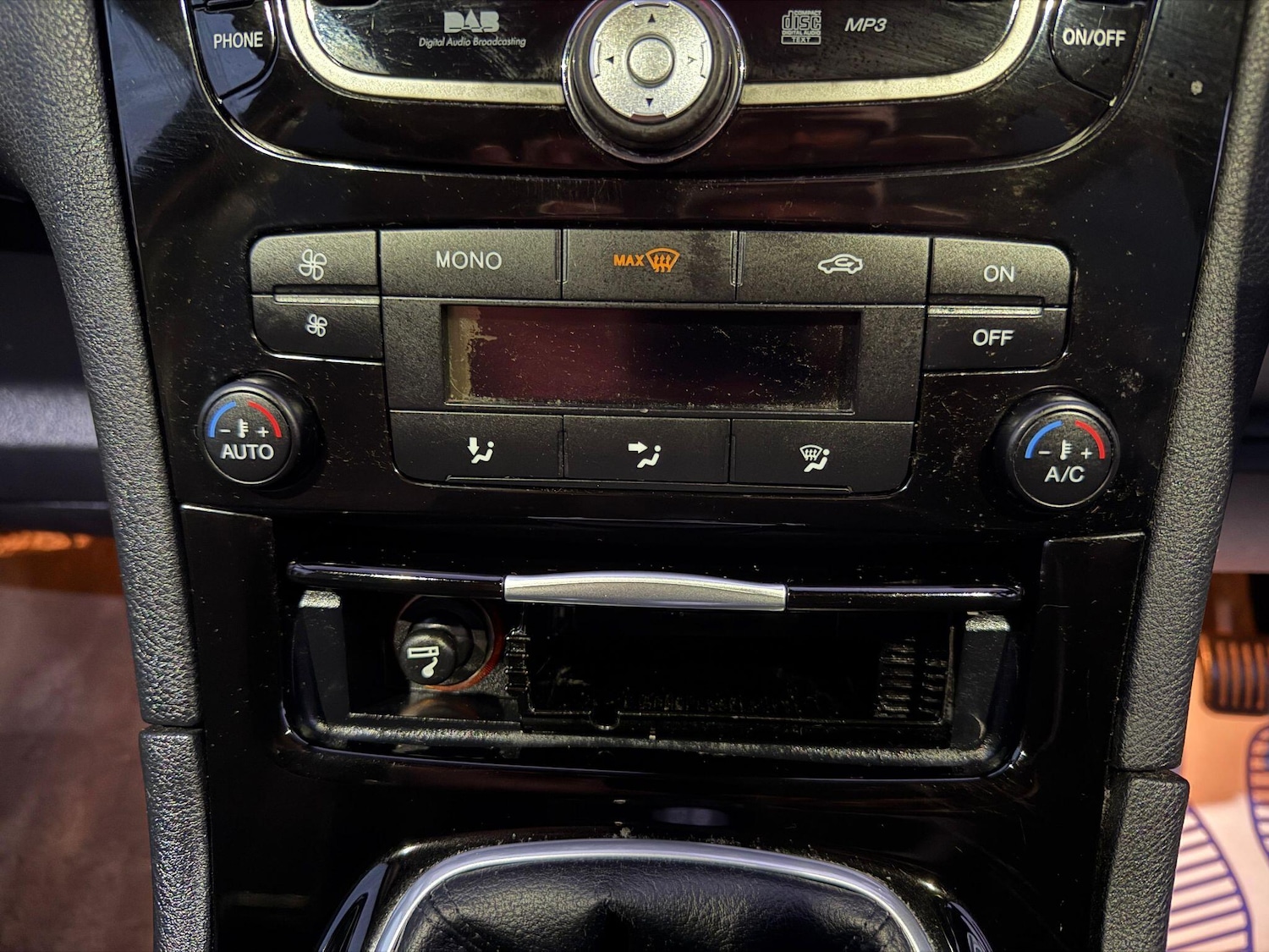 Used Ford S-Max 2011 for sale - 76446602: Photo 30