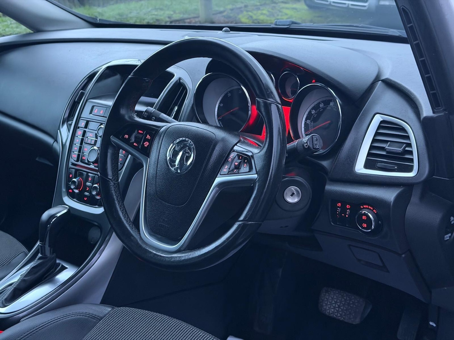 Used Vauxhall Astra 2013 for sale - 77321105: Photo 11