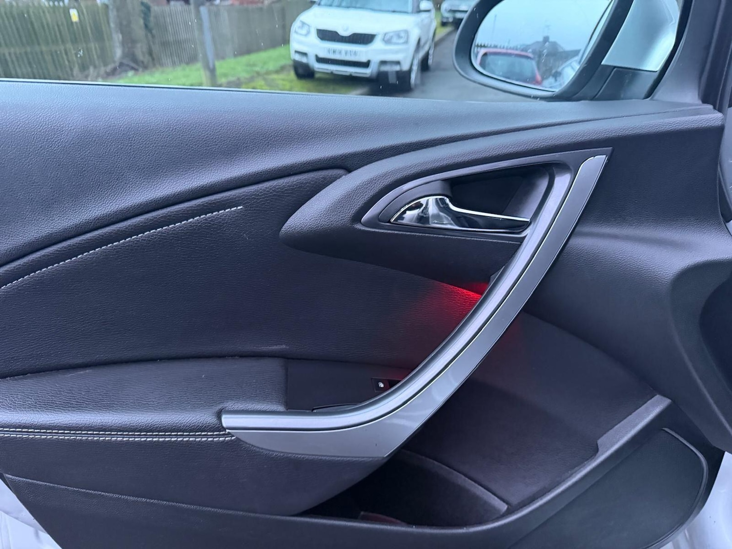 Used Vauxhall Astra 2013 for sale - 77321105: Photo 28