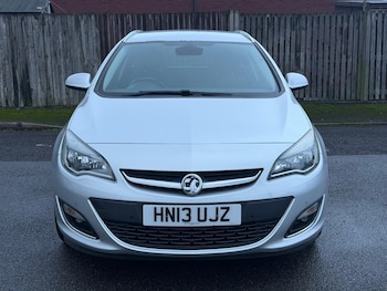 Used Vauxhall Astra 2013 for sale - 77321105: Photo