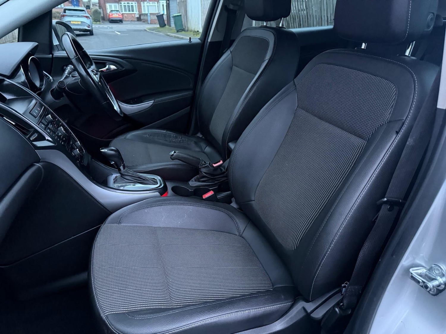 Used Vauxhall Astra 2013 for sale - 77321105: Photo 38