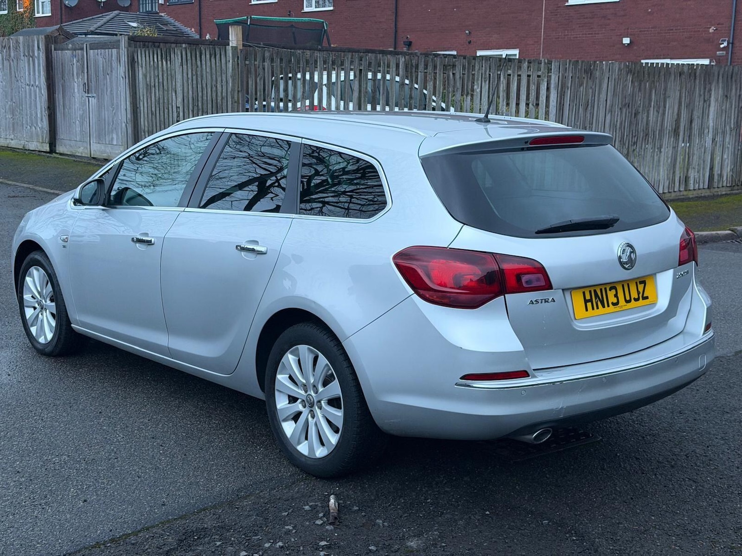 Used Vauxhall Astra 2013 for sale - 77321105: Photo 5