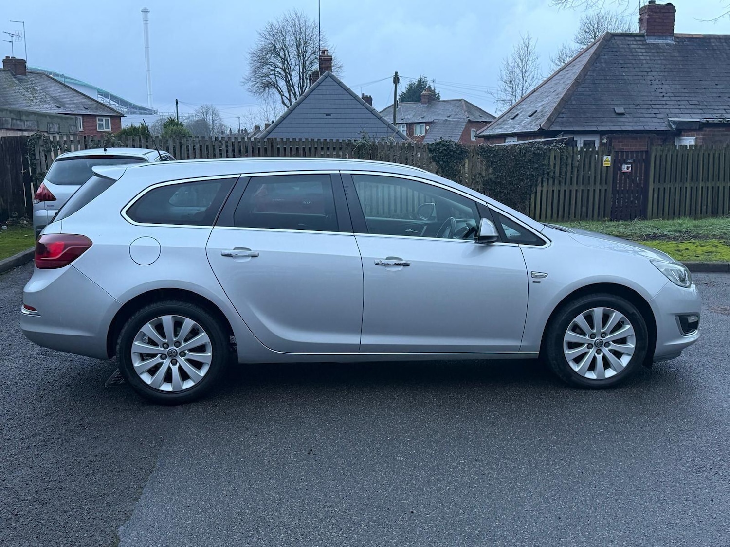 Used Vauxhall Astra 2013 for sale - 77321105: Photo 8