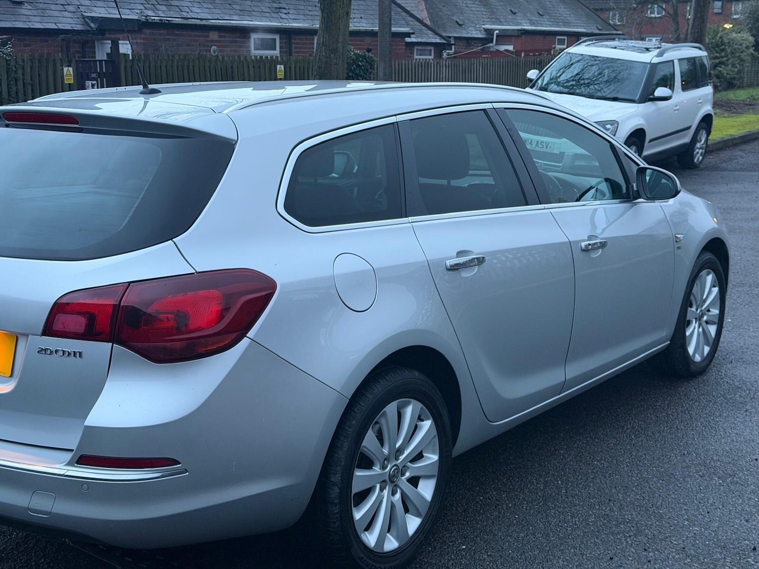 Used Vauxhall Astra 2013 for sale - 77321105: Photo 9