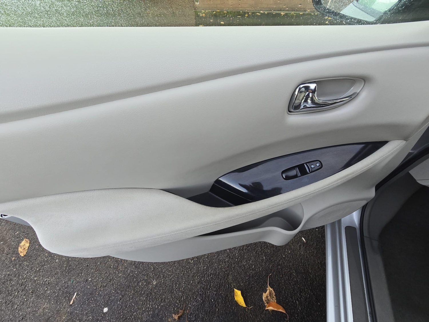 Used Nissan Leaf 2012 for sale - 76424513: Photo 33