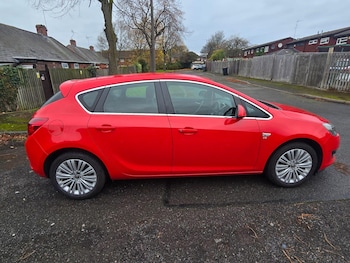 Used Vauxhall Astra 2014 for sale - 76473008: Photo