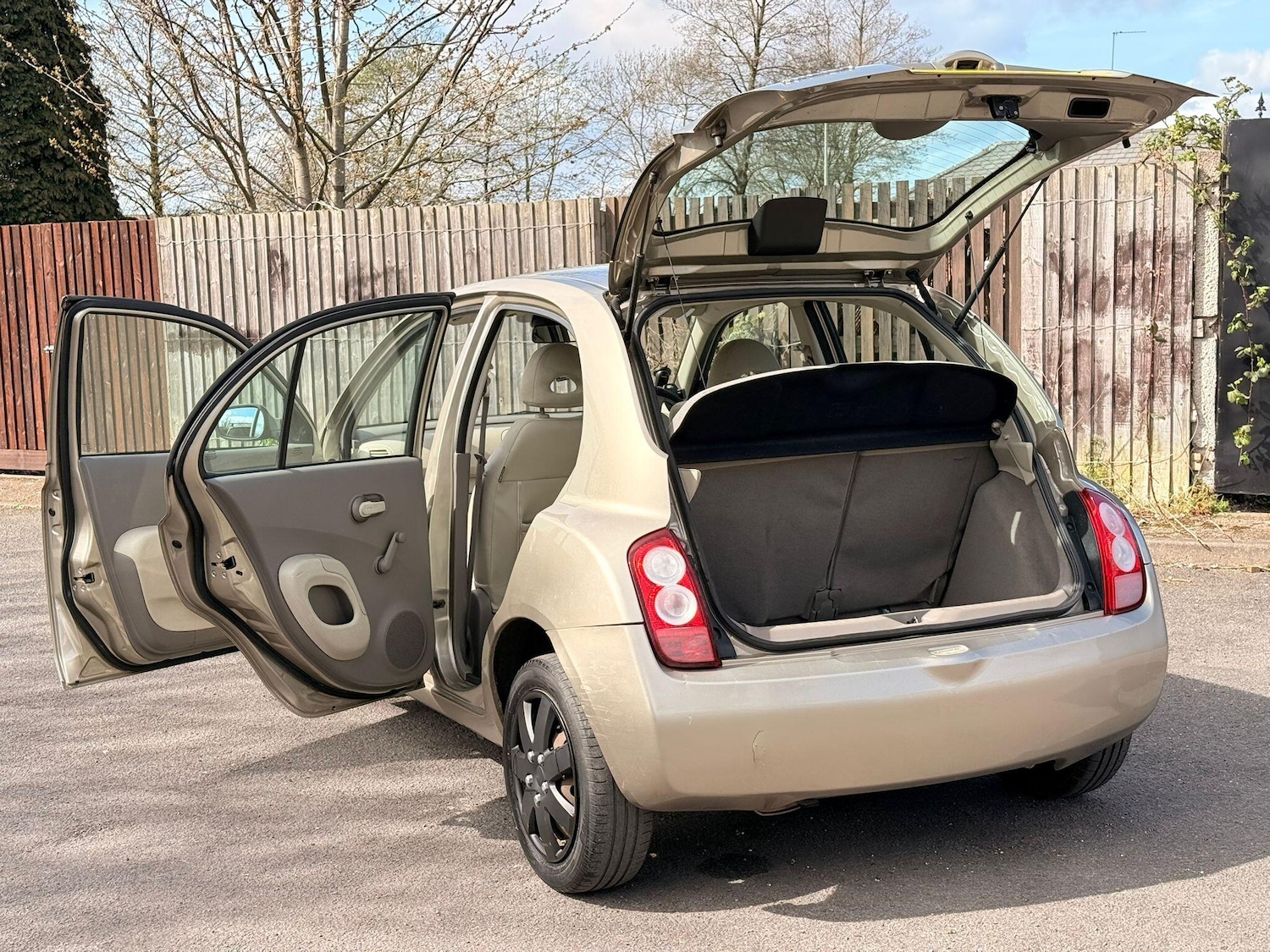 Used Nissan Micra 2003 for sale - 78141575: Photo 8