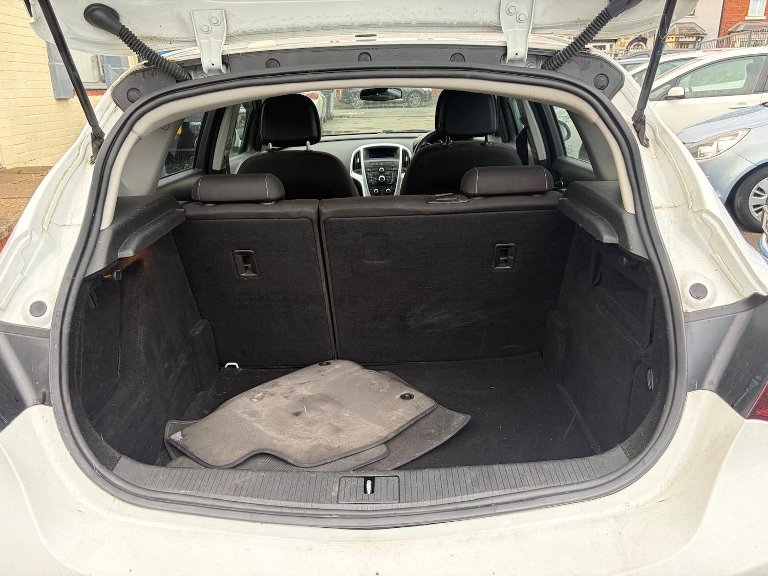 Used Vauxhall Astra 2014 for sale - 76743316: Photo 32