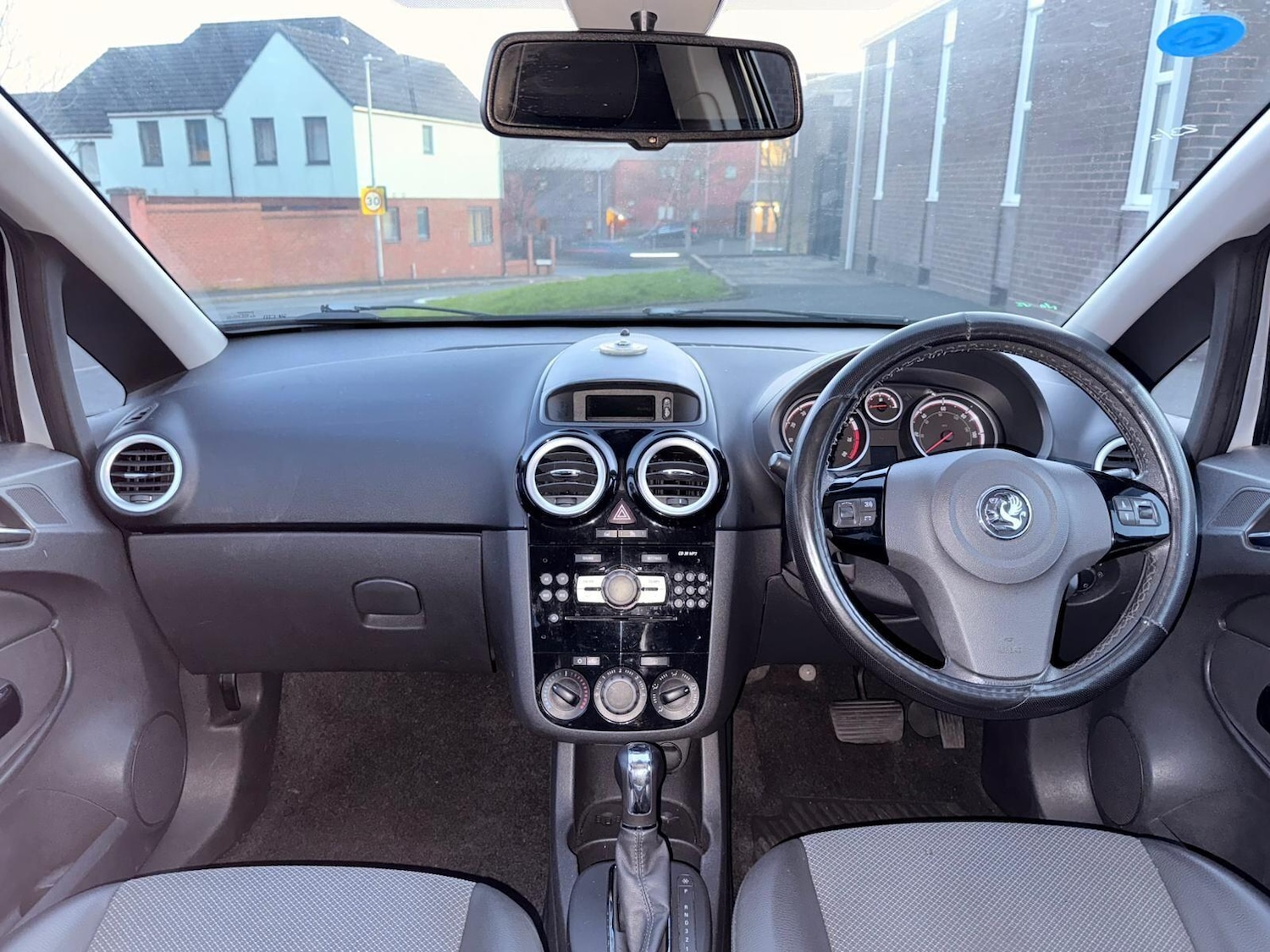 Used Vauxhall Corsa 2009 for sale - 77853787: Photo 10