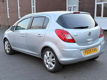 Used Vauxhall Corsa 2009 for sale - 77853787: Photo