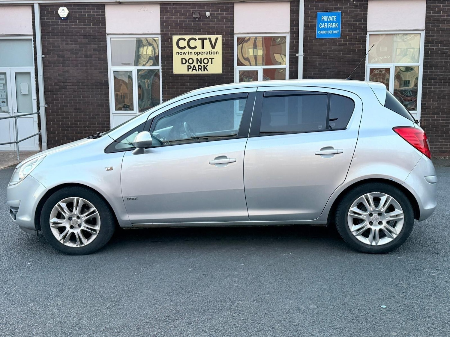 Used Vauxhall Corsa 2009 for sale - 77853787: Photo 5