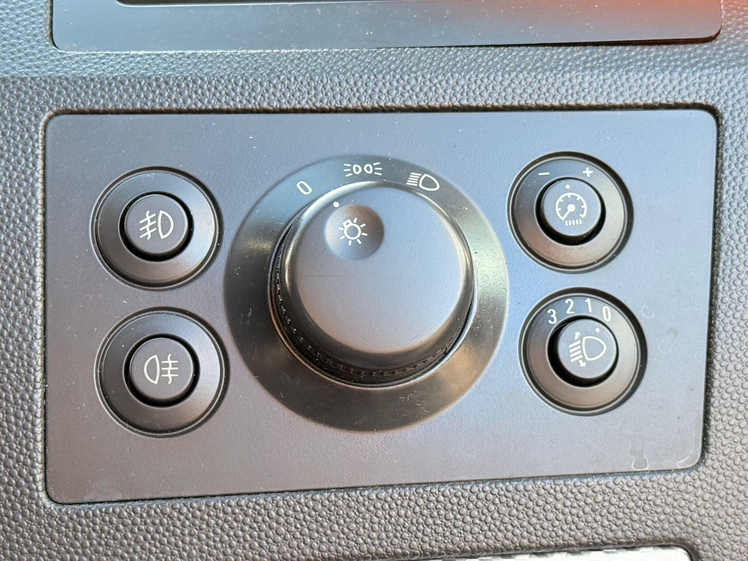 Used Vauxhall Zafira for sale - 77853056: Photo 32