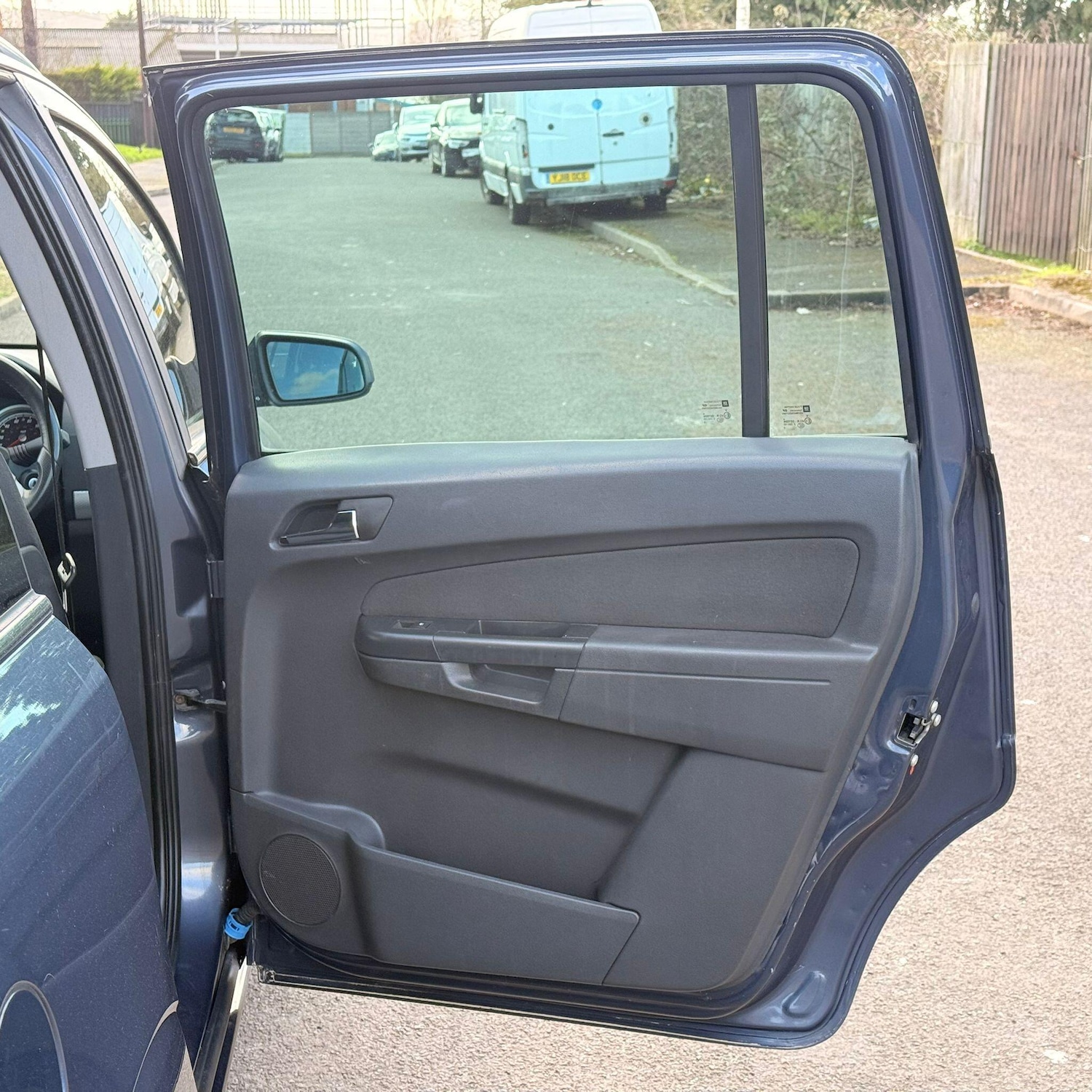 Used Vauxhall Zafira for sale - 77853056: Photo 40