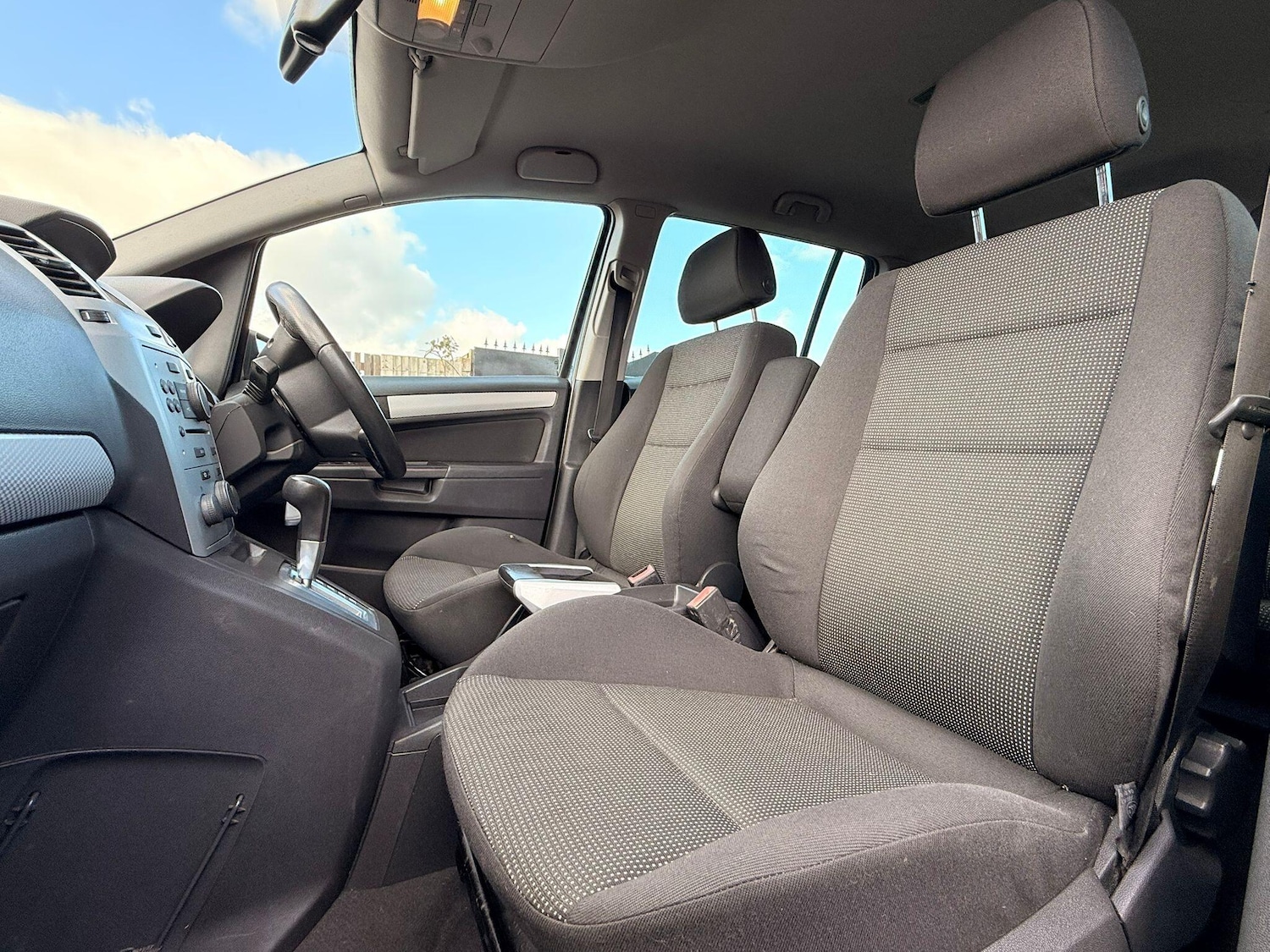 Used Vauxhall Zafira for sale - 77853056: Photo 50