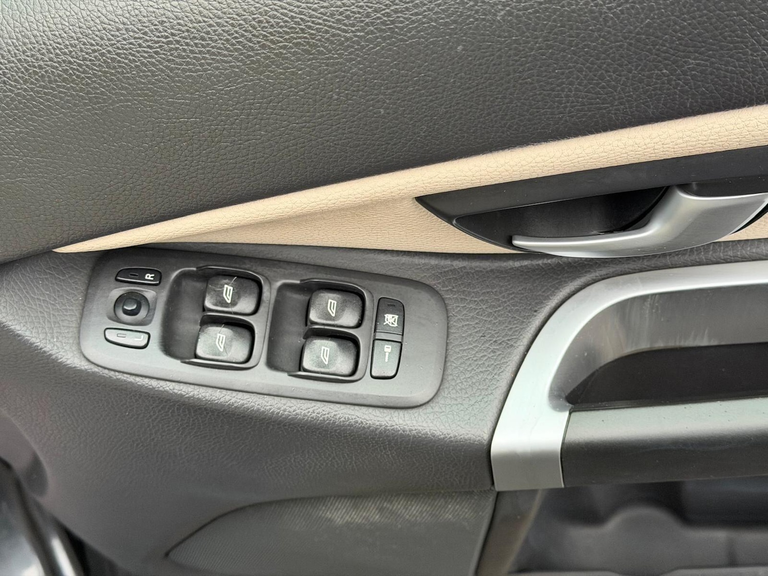 Used Volvo XC90 2009 for sale - 77057336: Photo 24