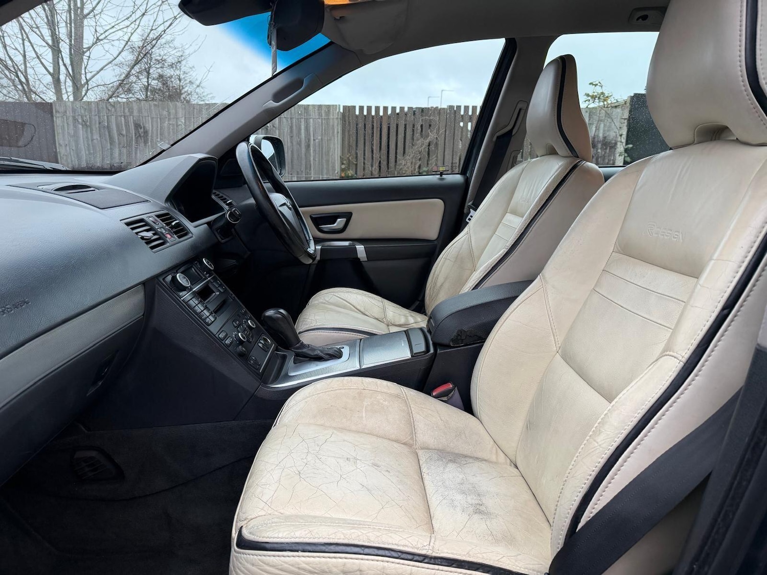 Used Volvo XC90 2009 for sale - 77057336: Photo 40