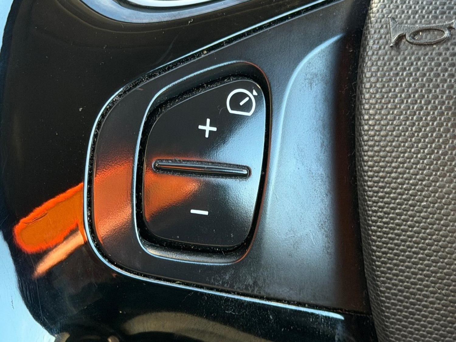 Used Renault Clio 2014 for sale - 77237858: Photo 24