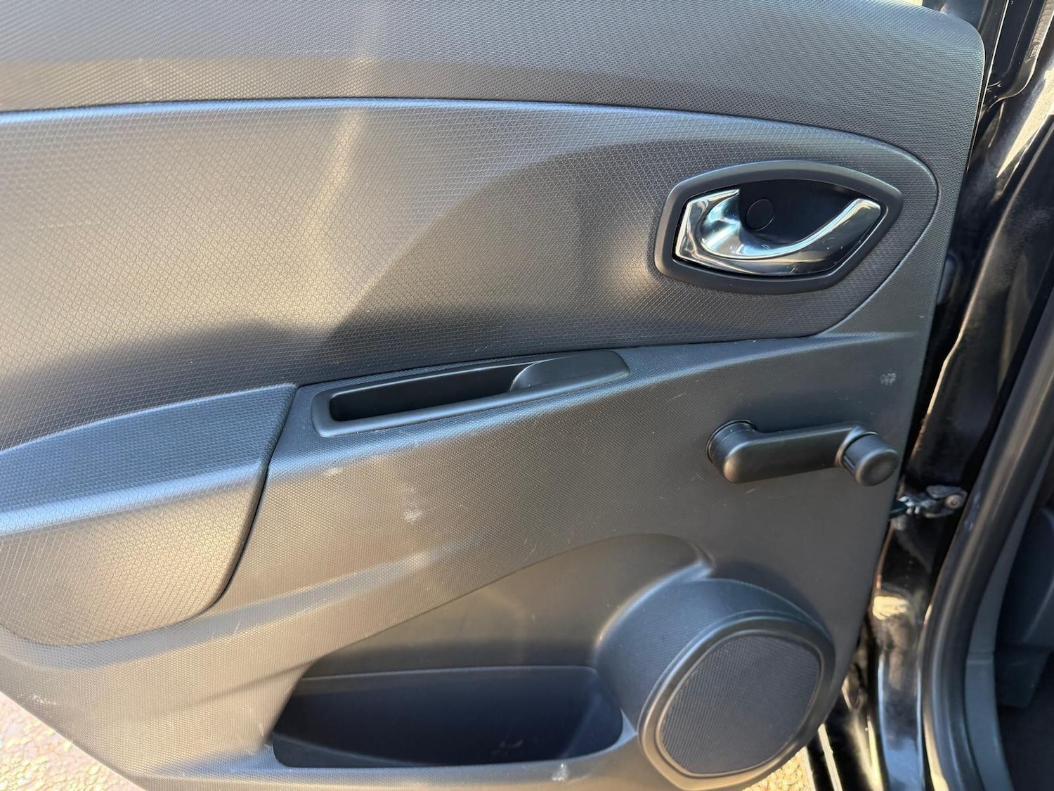 Used Renault Clio 2014 for sale - 77237858: Photo 42