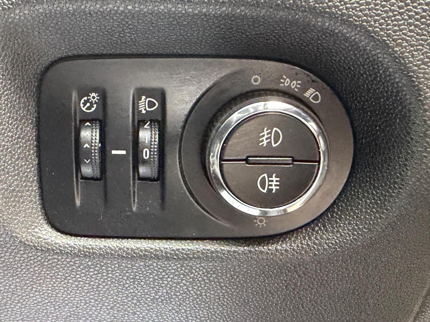 Used Vauxhall Corsa for sale - 77067128: Photo 17