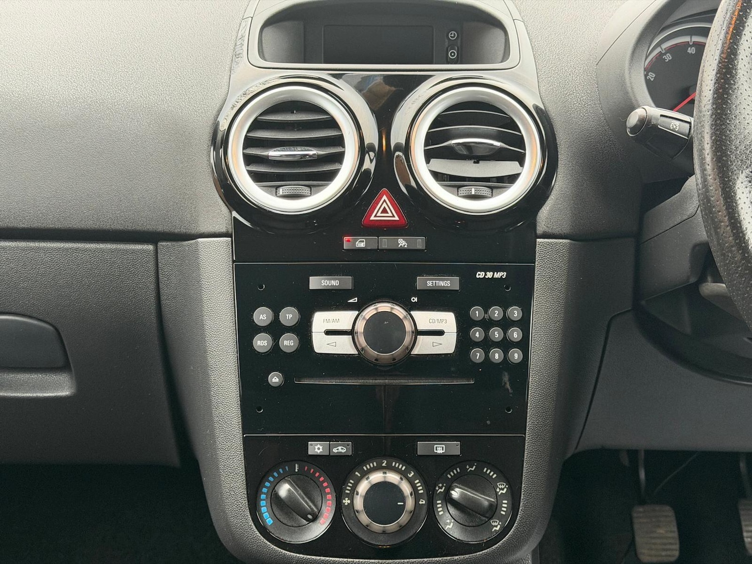 Used Vauxhall Corsa for sale - 77067128: Photo 33