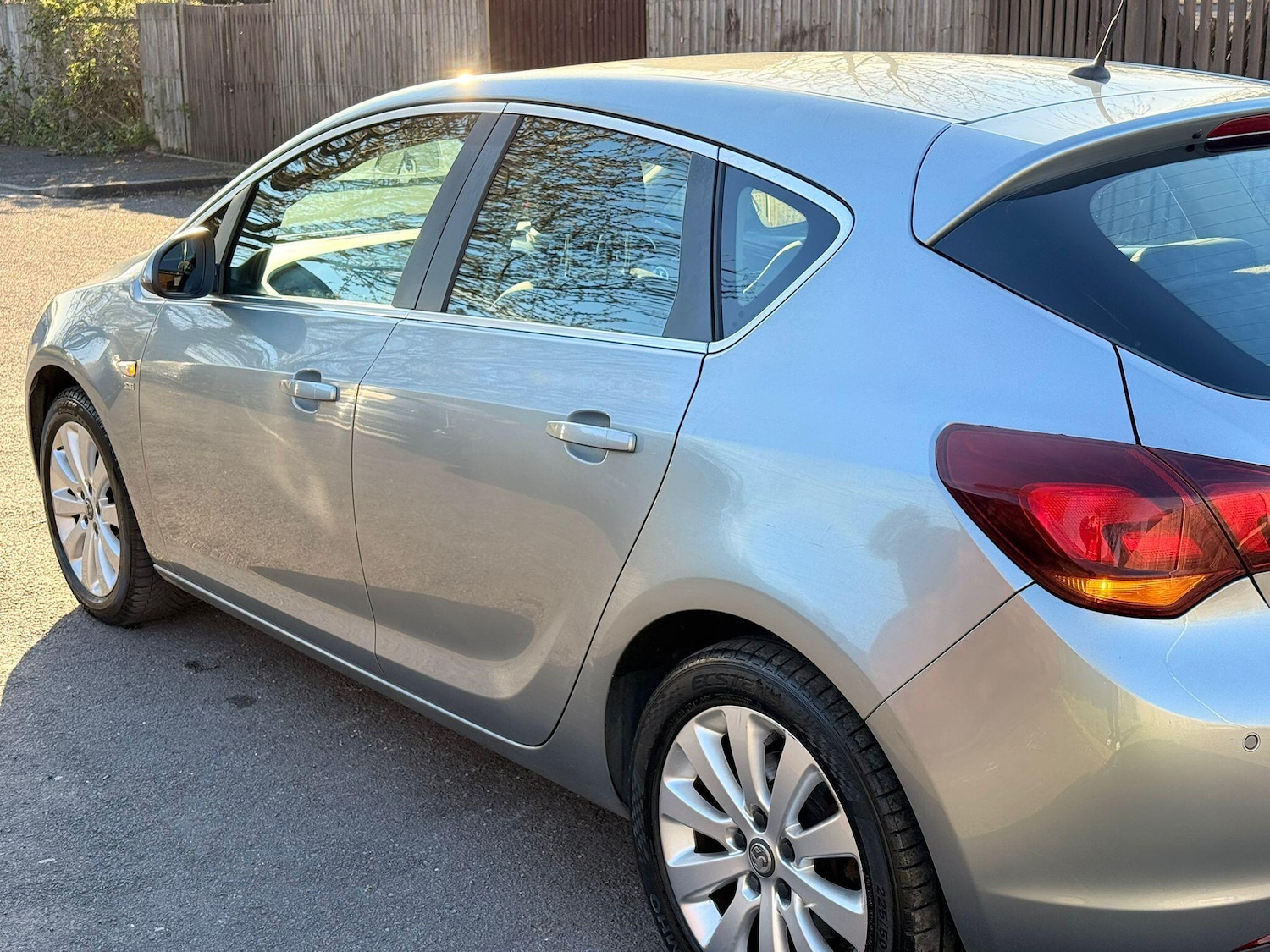 Used Vauxhall Astra 2010 for sale - 78147908: Photo 11