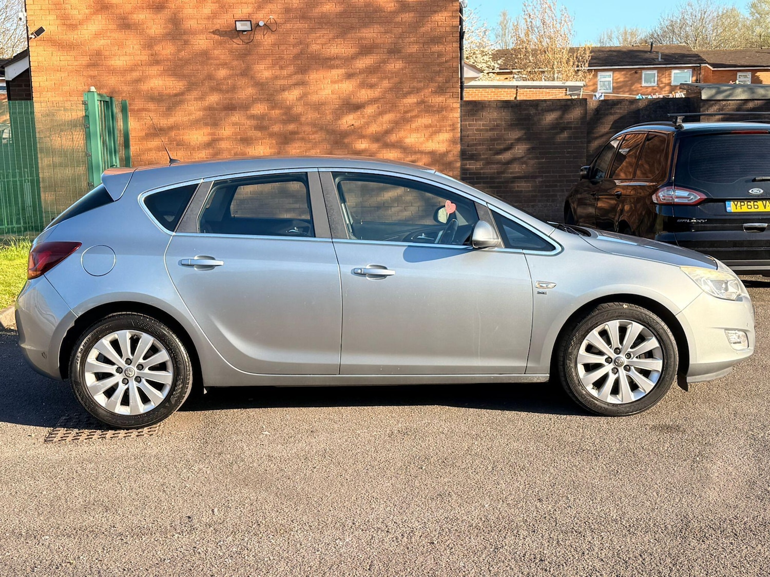Used Vauxhall Astra 2010 for sale - 78147908: Photo 15