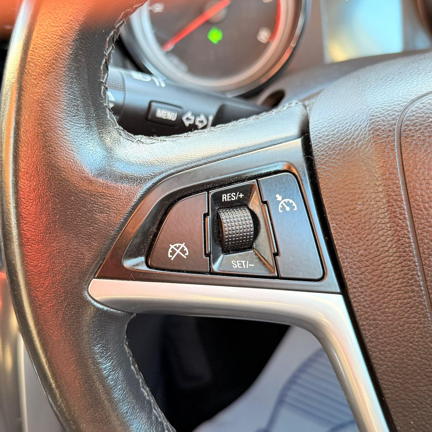 Used Vauxhall Astra 2010 for sale - 78147908: Photo 29