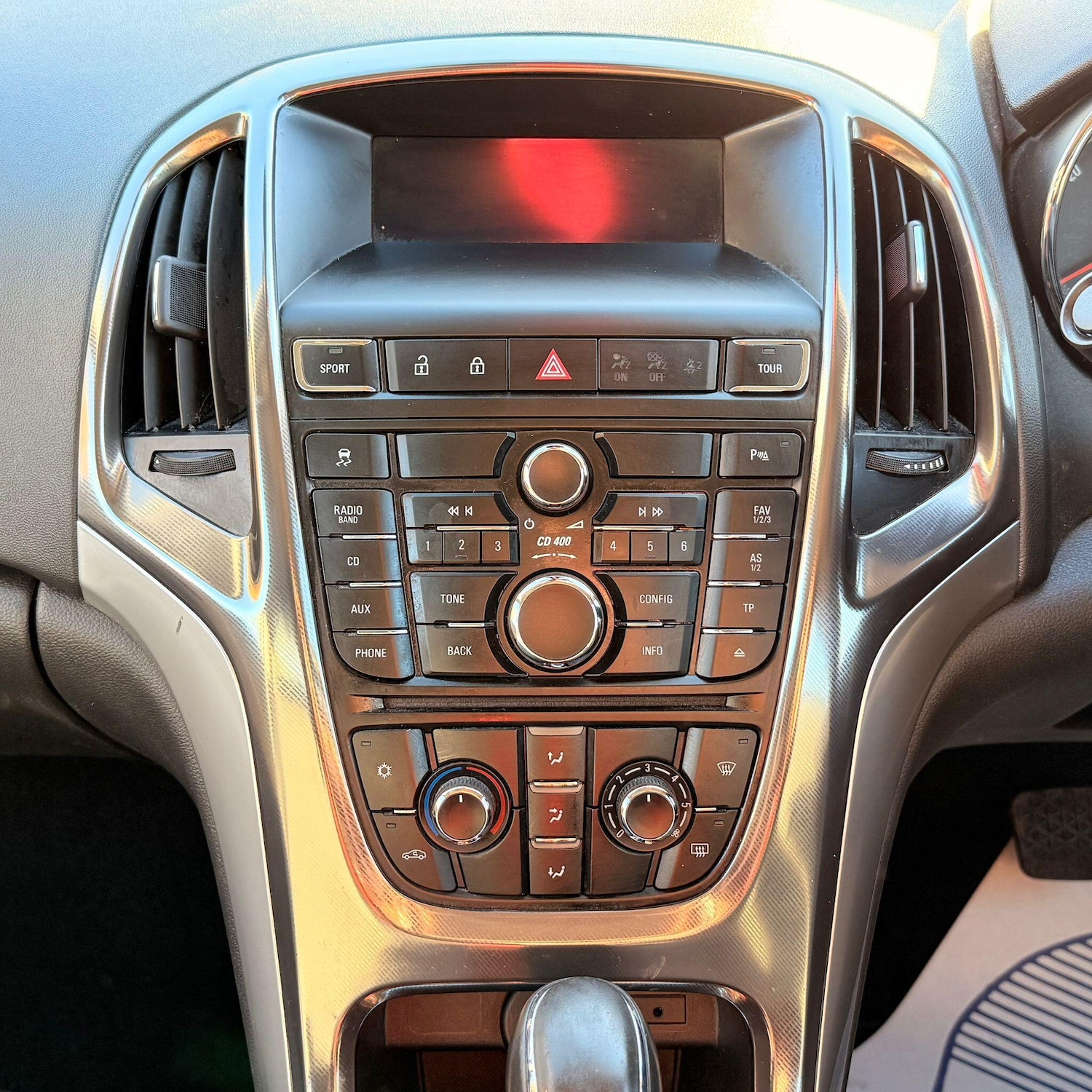 Used Vauxhall Astra 2010 for sale - 78147908: Photo 39